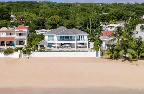 Long Bay House | Secluded Serene