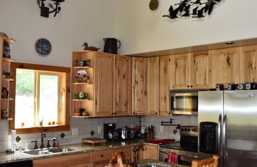 New Meadows Cabin | Secluded Sportsman's Retreat on acreage.