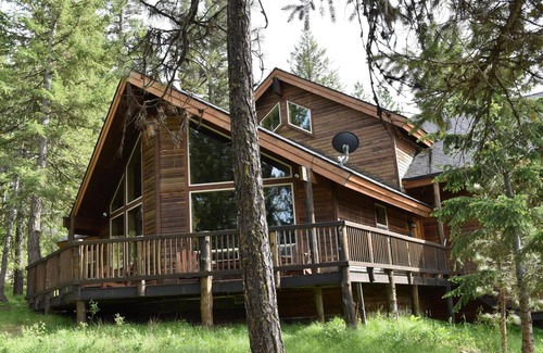 New Meadows Cabin | Secluded Sportsman's Retreat on acreage.