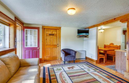 Weston House | Secluded Stonewall Cabin with Mountain View!