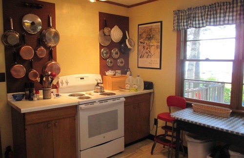 Castine Cottage | Secluded Sunset Retreat on Penobscot Bay