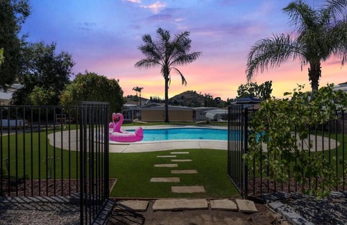 Bostonia House | Secluded Sunshine Retreat w/ Pool, BBQ, & King Bed