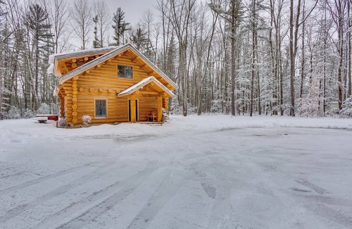 Mayfield House | Secluded Traverse City Retreat: 11 Mi to Downtown!