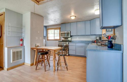 Tonasket Apartment | Secluded Washington Cabin Near Hikes and Lakes!