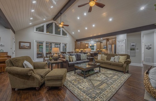 Demorest House | Secluded waterfront paradise on 56 beautiful wooded acres!