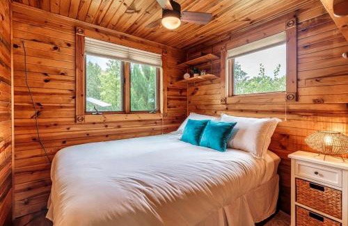 Little Sturgeon House | Secluded Waterfront Cottage with Kayaks and Fire Pit