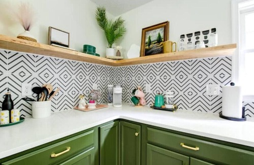 Ampthill House | Secluded with a pond in a Nat’l Park, 20 minutes from Downtown Richmond, VA
