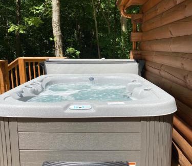 Carbon Hill House | Secluded Wooded Cabin Near The Hocking Hills