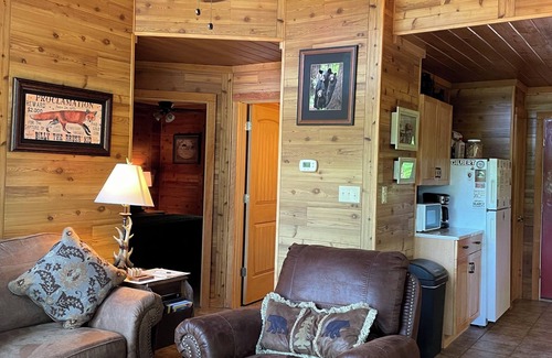 Marshall Cabin | Secluded yet within minutes of all your favorite outdoor activities!