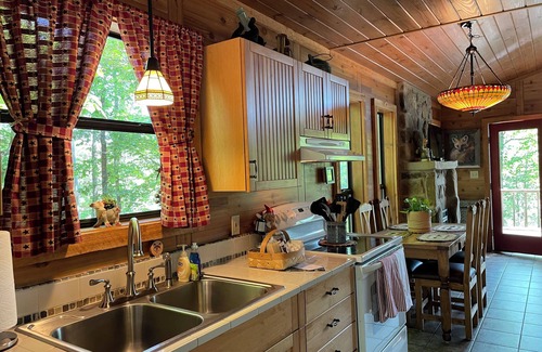 Marshall Cabin | Secluded yet within minutes of all your favorite outdoor activities!