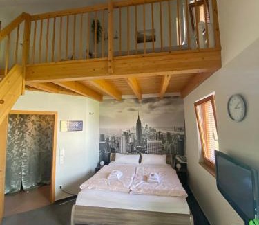 Flonheim Apartment | SECRA Exclusive Maisonette-Ferienzimmer Am Backhausgarten