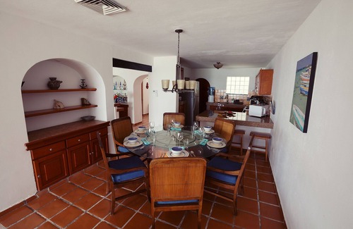 Playa del Secreto Villa | Secret Beach Villas - Sleeps up to 32 people - Private Beach - Owner is a Chef