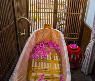 Xiufeng Hotel | Secret Courtyard Resort Hotel
