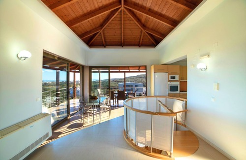 Skoutelonas Villa | Secret Escape Villa With Heated Pool