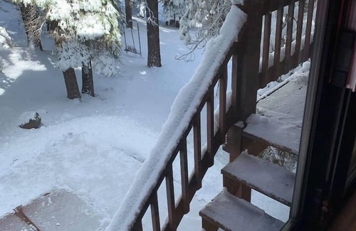 Truckee Apartment | Secret Garden Cool AC Primary 1BR/1BA Fee 2Add Spa