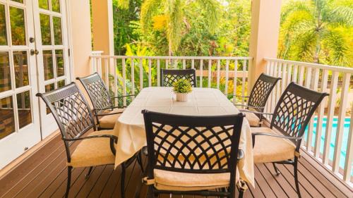 Lowlands Cabin | Secret Garden Guest House