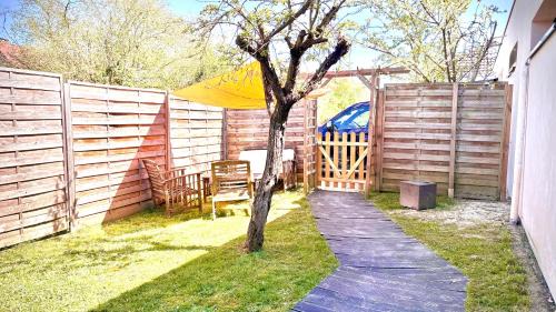 Claye-Souilly Apartment | SECRET GARDEN parking hyper centre & calme