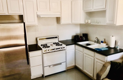 Mount Helix Apartment | ¡Secret Garden! Pet Friendly Guest Studio La Mesa