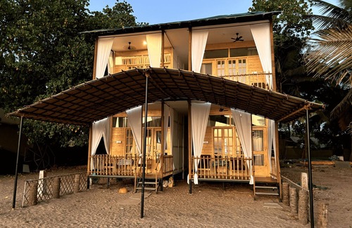 Agonda House | Secret Garden - Premium Hut #3