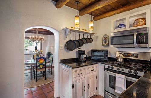Tesuque House | Secret Garden - Tranquil Tesuque Retreat