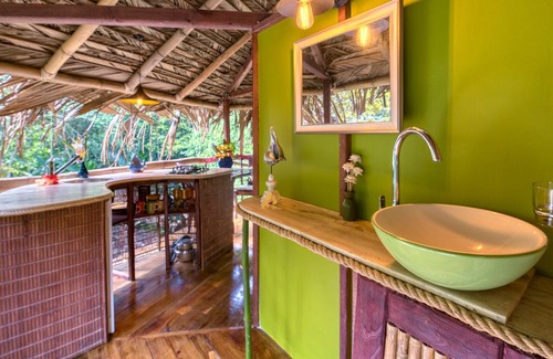 Bocas del Toro House | Secret Jungle Treehouse by the Sea, 2 bedrooms.