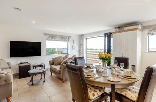 South Charlton House | Secret Kingdom Cottage