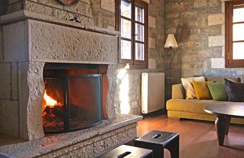 Terpsithea Ski Chalet | Secret Mountain Cabin "Θεοδόξαρο"