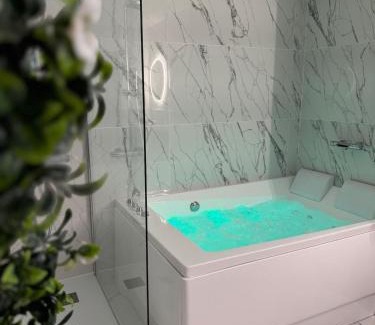 Livron-sur-Drome Apartment | Secret room