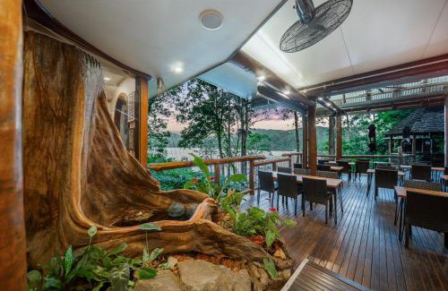 North Maleny Resort | Secrets on the Lake