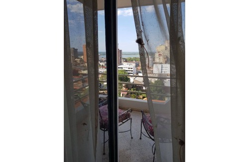 Catedral Apartment | Secure building with balcony and bay view.