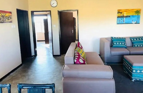 Lilongwe House | Secure, lovely 2 bedroom apartment in Lilongwe.