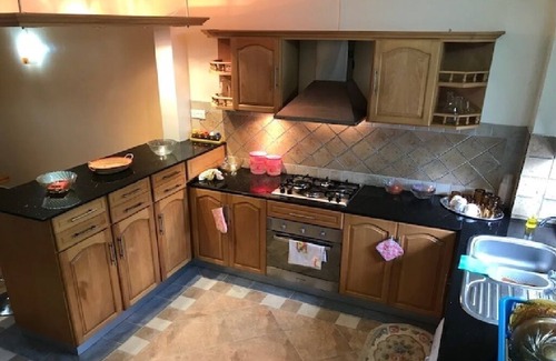 Pointe D'esny Villa | Secured quiet holiday stay - 2 mins walk to beach
