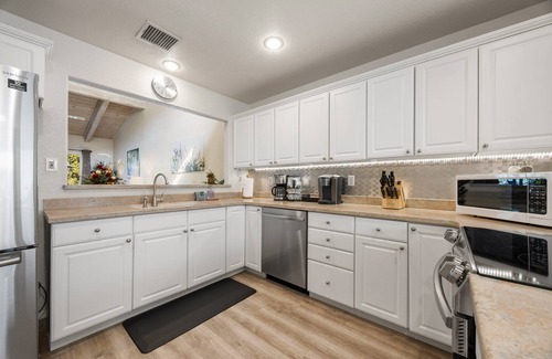 Oak Creek House | Sedona Bliss, Golf, Pickleball, Tennis & Pool