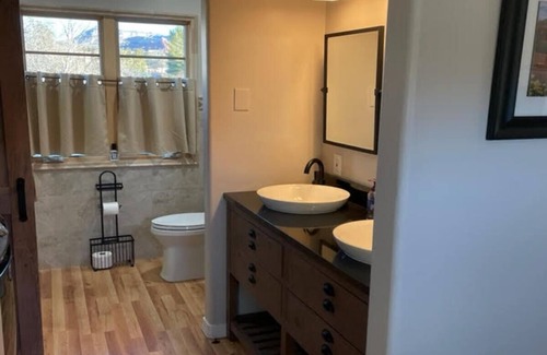 West Sedona House | SEDONA: Studio/Loft in desirable West Sedona.