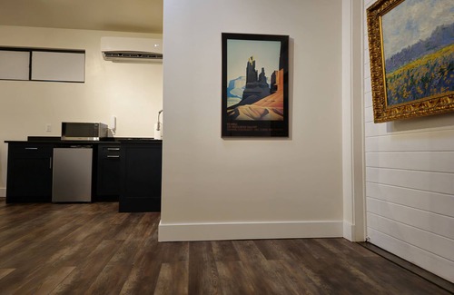 Sedona Apartment | SEDONA VISTA STUDIO - NEW, MODERN, GORGEOUS VIEWS - AMAZING 3D TOUR LINK BELOW!