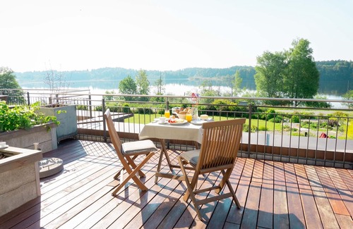 Pelham Apartment | See-Lodge, 54 qm Erdgeschoss, kombinierter Wohn-/Schlafraum