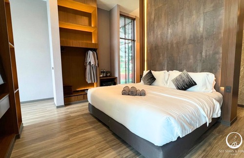 Sawang Daen Din Resort | See Stars & Forest Resort