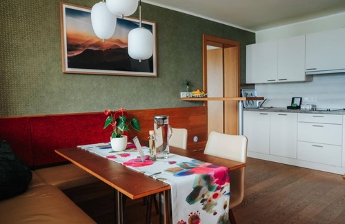 Egg am Faaker See Apartment | See-suite - Apartments am See Domenig