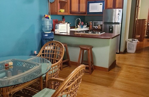 Palmetto Bay House | See the Blue Bay, duplex w/sea views, beach, pool & gated resort. Scuba & more!