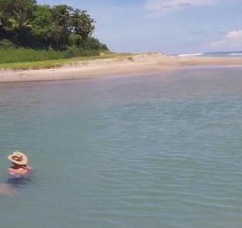 Nihiwatu House | See the sea eco Homestay