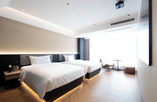 Tianya District Hotel | See you soon at Ritz Rose Summer Hotel