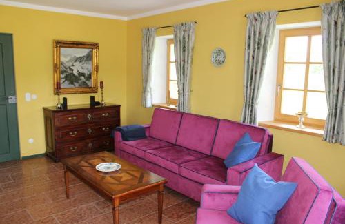 Petting Apartment | SEEBERGER GÜTL - by "Schloss Gessenberg" Exklusive Apartments mit historischem Ambiente für Liebhaber von Kunst und Antiquitäten