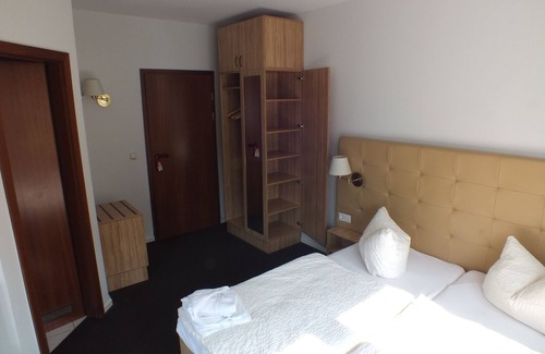 Storkow Hotel | Seehotel & Restaurant Karlslust