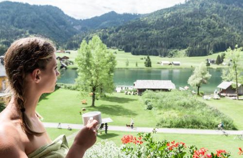 Techendorf Hotel | SeeHotel & SeeApartments Kärntnerhof- direkt am See!