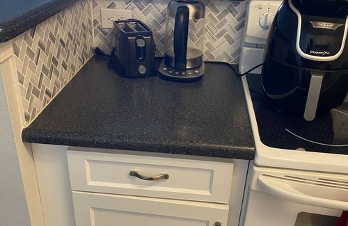 Lowry Field Condo | Seeking a cozy home away from home?