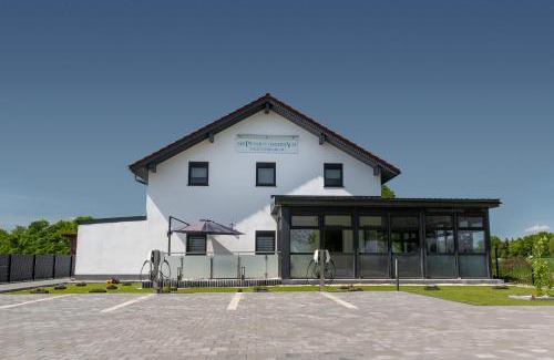 Tittmoning House | SeePension Ostertach - Am Leitgeringer See