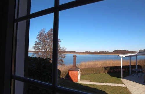 Sternberg House | Seerose - Relax in the idyllic vacation home Seerose am See!