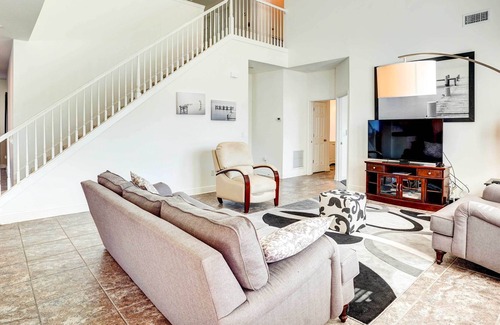 Seffner Community Alliance Villa | Seffner Home w/ Private Backyard: Near Tampa!