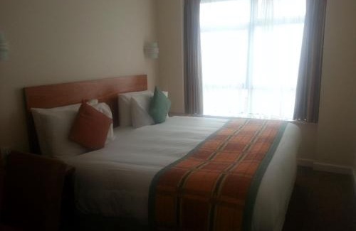 Castletown Hotel | Sefton Express Hotel
