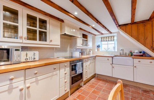 Shelsley Walsh House | Segrave - Two Bedroom House, Sleeps 4